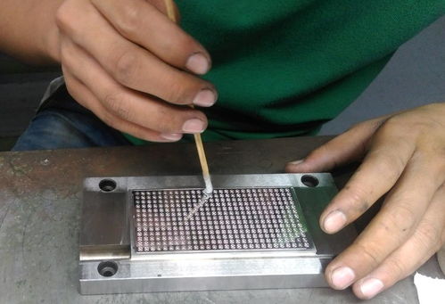 毅順鏡面拋光 塑膠模具加工