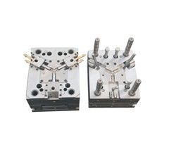 精密塑膠模具: 現(xiàn)代制造業(yè)的核心技術