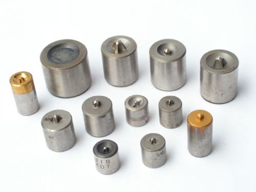 精密模具制造 鎢鋼制品、冷鐓模具與塑膠模具的應用與優(yōu)勢